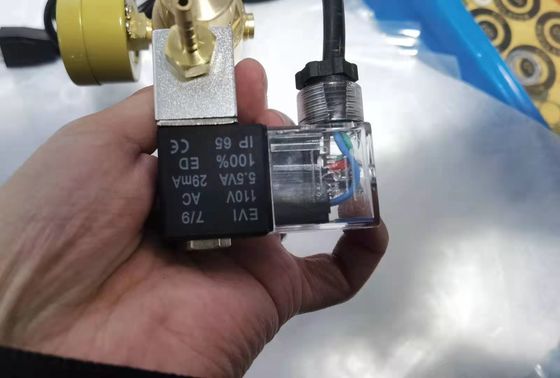 Valvola solenoide acquari regolatore di gas di CO2 con pressione di uscita 3500PSI e serbatoio per pesci