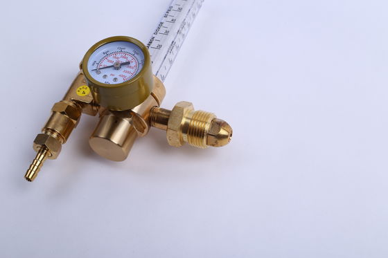 CGA320 e CGA580 Doppia misura di flusso di CO2 regolatore di gas di saldatura con riduttore di gas a filo a vite