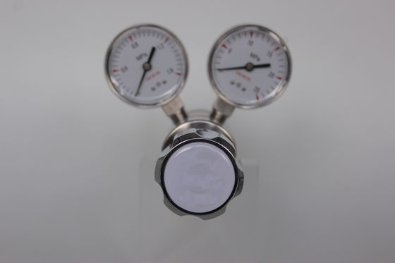 Regulatore di ossigeno in acciaio inossidabile per laboratorio ad alta pressione a doppio stadio W21.8 G5/8