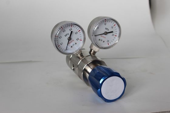 Regolatore di laboratorio a doppio stadio per indicatore di laboratorio di gas speciali di azoto, elio e argon