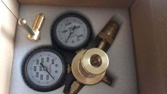 Regulatore di azoto per gas ad alta pressione CGA580 per NO2
