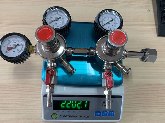 CGA320/580 connessione di ingresso regolatore di pressione di progetto di CO2 di saldatura superiore per America Europa