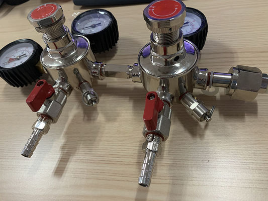 CGA320/580 connessione di ingresso regolatore di pressione di progetto di CO2 di saldatura superiore per America Europa