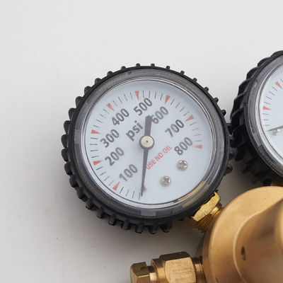 Supporto personalizzato ODM Reduttore di gas in ottone con 800 PSI Pressione di consegna e doppi calibri