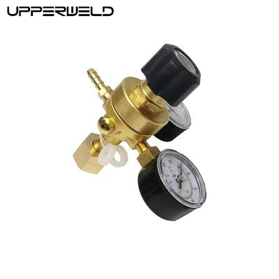 UPPERWELD regolatore di ossigeno a due fasi progettato per applicazioni di saldatura professionali