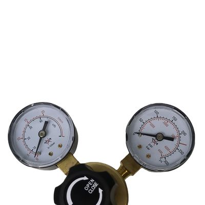 Regolatore di pressione dei gas regolabile con materiale di corpo in barra di ottone e design a doppia testa