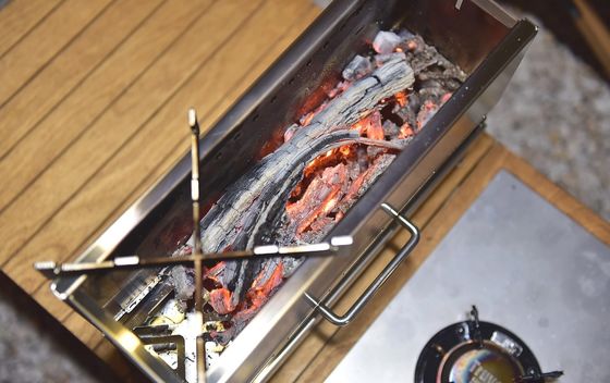 Camper esterno stufa da barbecue in acciaio inossidabile Finitura pulita Tavolo inceneritore a mezza unità superiore