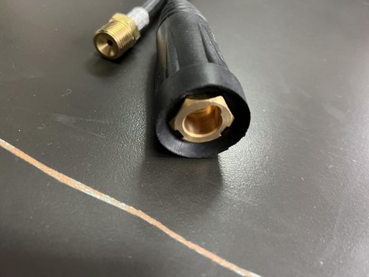 Supporto personalizzato per il connettore di alimentazione 10-25 Plug to M16 * 1.5 Adaptore a dadi girevoli femminile